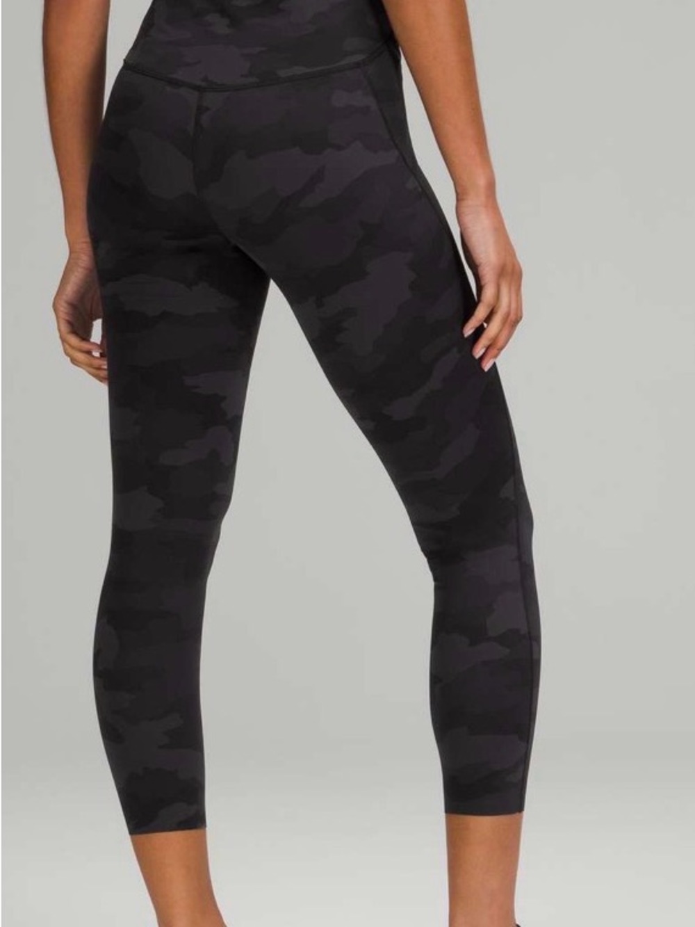Lululemon Base Pace High-Rise Running Tight 25"
